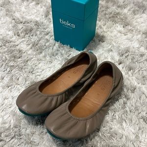 Tieks